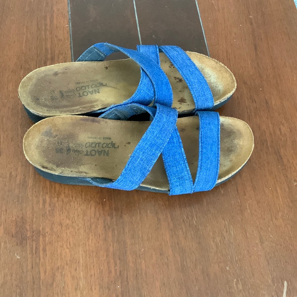 Naot Naomi criss cross slip on slide sandals women's size 7-7.5 EU 38